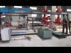 Macchina automatica per lo scarico di lastre per pile orizzontali e verticali