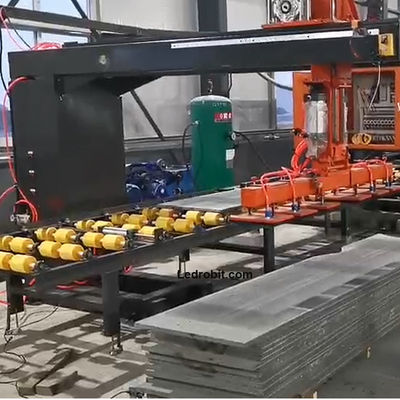 300kg 3500Mm Sistema di carico e scarico Controllo PLC automatico di carico