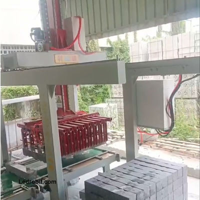 Capacità da 300 a 3000 kg Sistema automatico di palletizzazione machineizzato