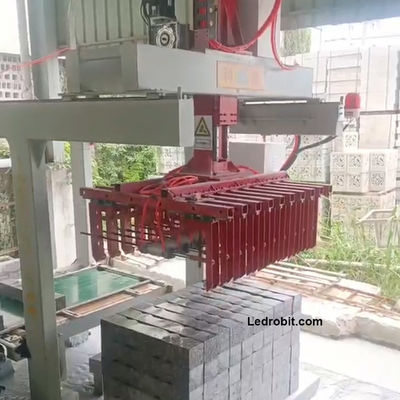 PLC controllato cassa industriale robotizzata pallettizzatore pallettizzante automazione per impianto